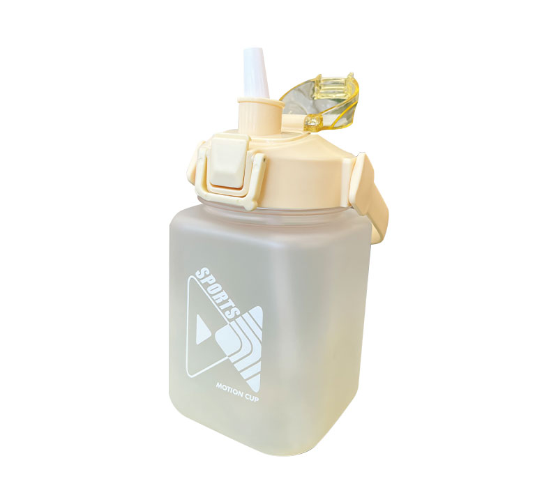 Sports bottle 01